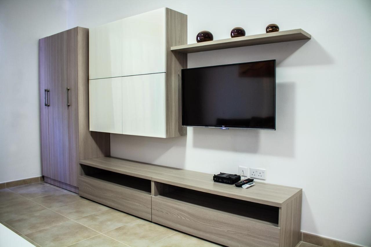 2 Bedroom Apartment Close To City Centre Tas-Sienja Kültér fotó